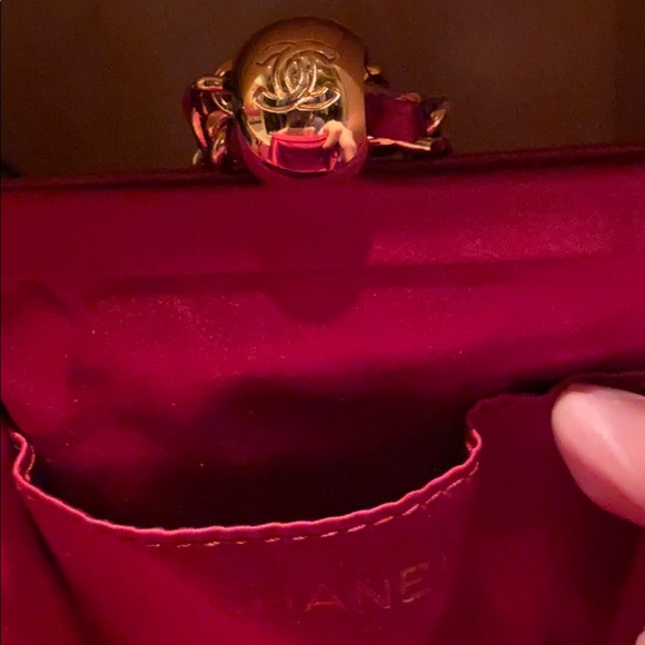Ruby red Chanel purse - Picture 2 of 2